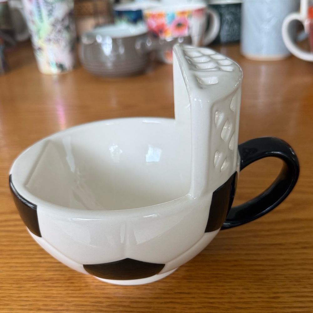 SOCCER BALL with Goal Ceramic Mug by Maxi's Creations ☕️ ⚽️🥅 - Picture 3 of 4